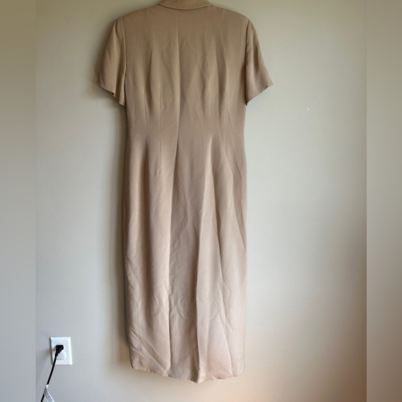 Vintage Talbots 100% Silk Tan Button Down Dress 6 - Picture 6 of 10
